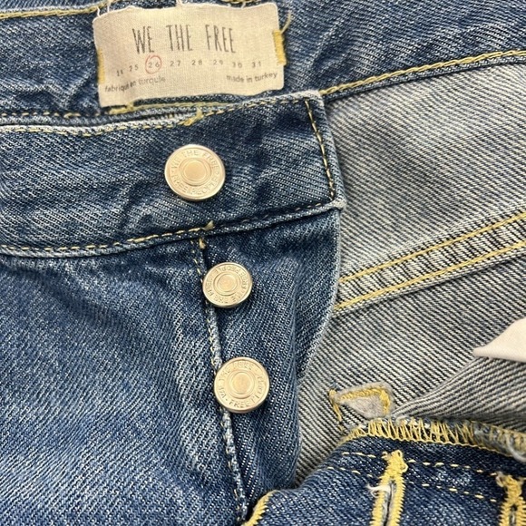 We The Free Ankle Cropped Button fly  Jeans size 26 in EUC - Picture 6 of 7